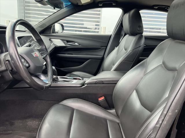 2023 Cadillac CT4 Luxury