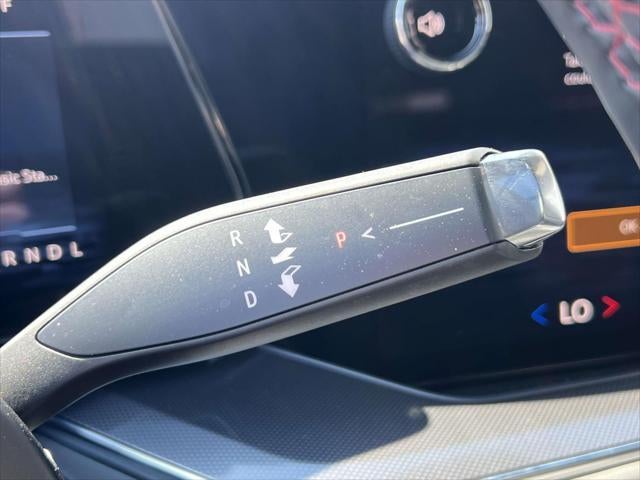 2025 Chevrolet Suburban RST