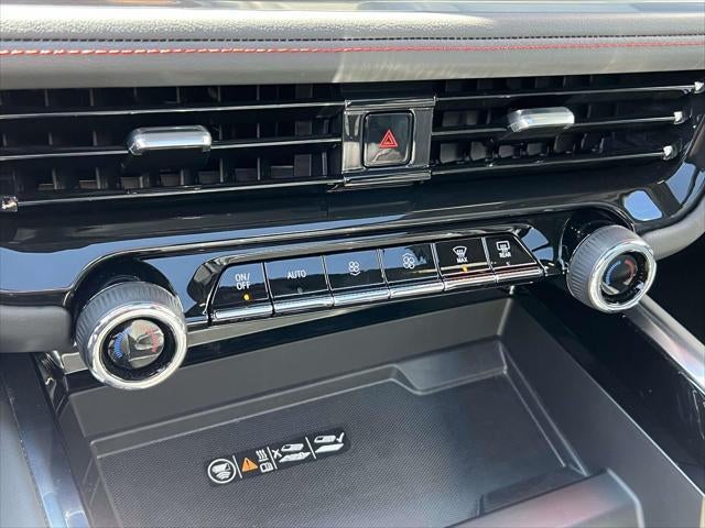 2025 Chevrolet Suburban RST