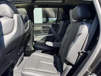2026 Cadillac VISTIQ Platinum