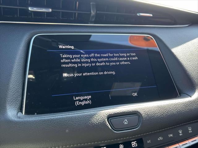 2023 Cadillac XT4 AWD Luxury