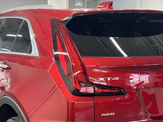 2024 Cadillac XT4 AWD Premium Luxury