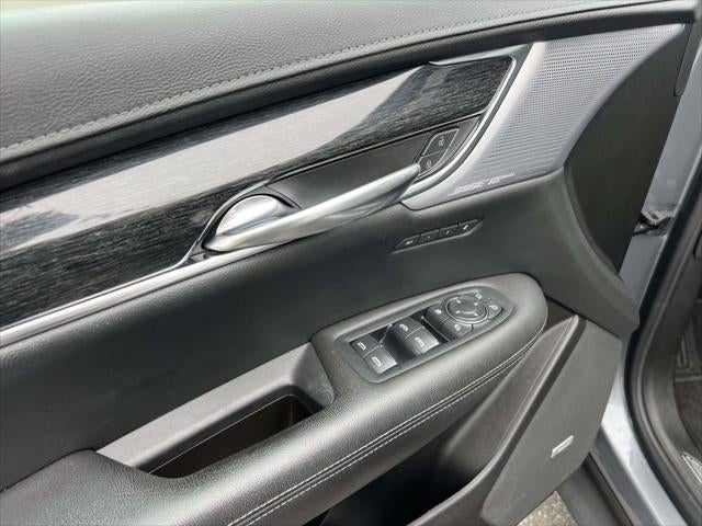 2022 Cadillac XT5 AWD Premium Luxury