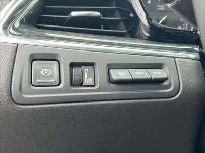 2022 Cadillac XT5 AWD Premium Luxury