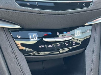 2025 Cadillac XT6 AWD Luxury