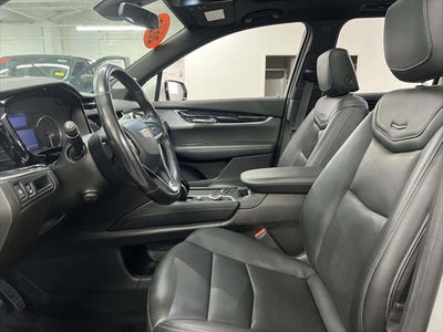 2022 Cadillac XT6 Premium Luxury