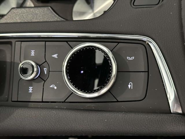 2025 Cadillac XT6 AWD Premium Luxury