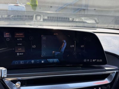 2024 Cadillac LYRIQ Tech