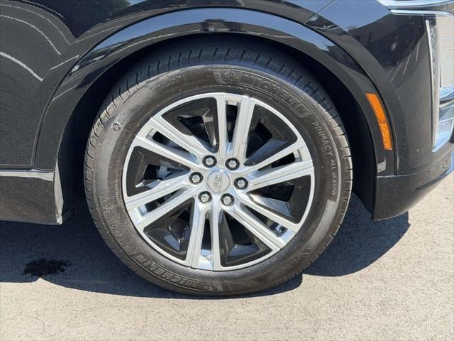2024 Cadillac LYRIQ Tech
