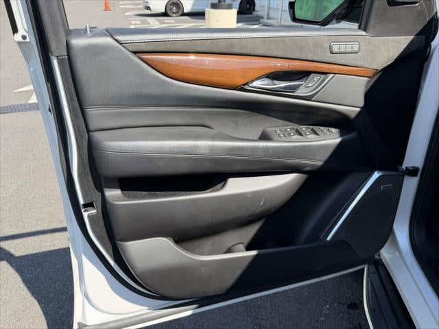 2020 Cadillac Escalade Luxury