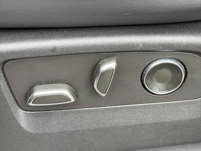 2023 Cadillac Escalade 4WD Premium Luxury