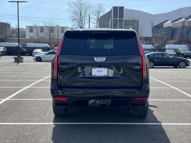 2023 Cadillac Escalade 4WD Sport Platinum
