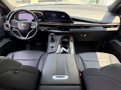 2024 Cadillac Escalade ESV 4WD Luxury