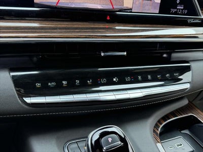 2024 Cadillac Escalade ESV 4WD Luxury