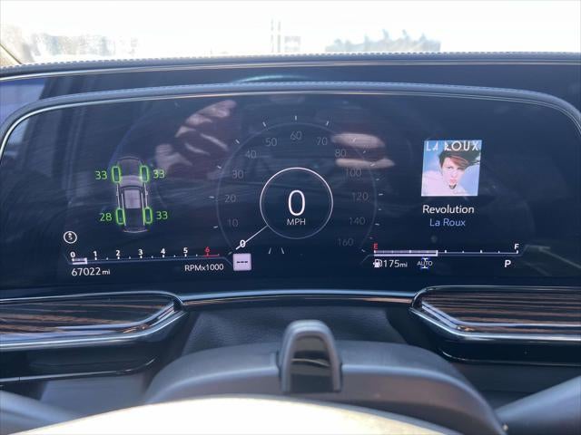 2023 Cadillac Escalade ESV 4WD Premium Luxury