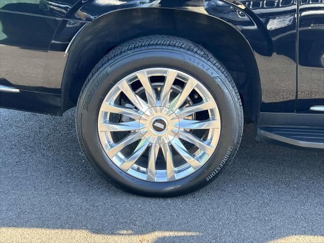 2023 Cadillac Escalade ESV 4WD Premium Luxury