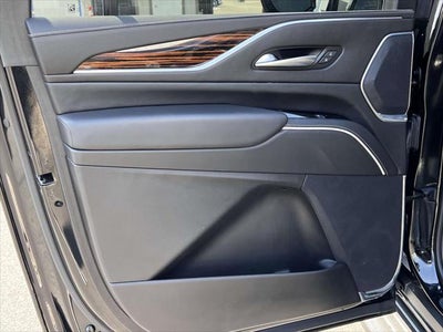 2024 Cadillac Escalade ESV 4WD Premium Luxury