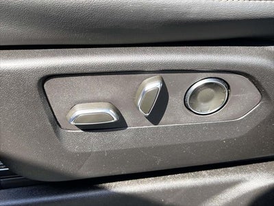 2024 Cadillac Escalade ESV 4WD Premium Luxury