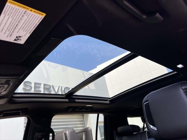 2024 Cadillac Escalade ESV 4WD Premium Luxury