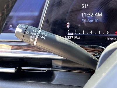 2024 Cadillac Escalade ESV 4WD Premium Luxury