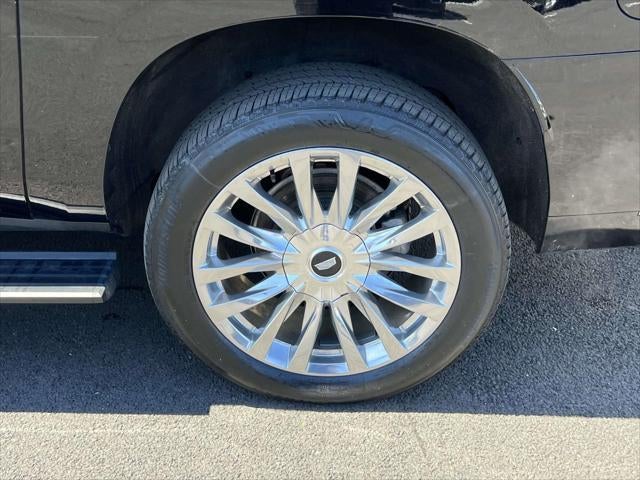 2023 Cadillac Escalade ESV 4WD Premium Luxury