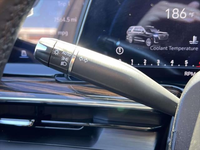 2023 Cadillac Escalade ESV 4WD Premium Luxury