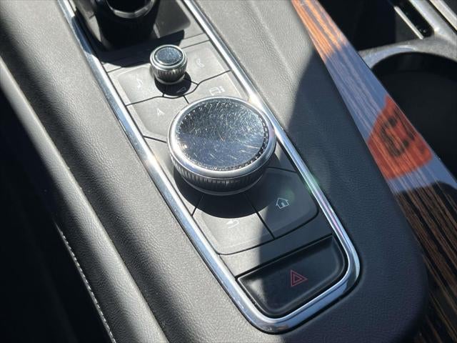 2023 Cadillac Escalade ESV 4WD Premium Luxury