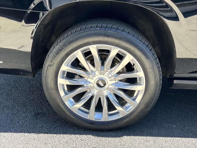 2023 Cadillac Escalade ESV 4WD Premium Luxury