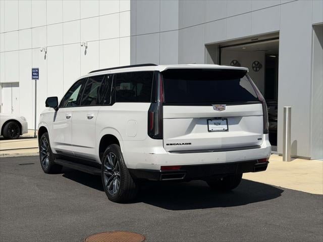2023 Cadillac Escalade ESV 4WD Sport