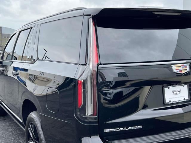 2023 Cadillac Escalade ESV 4WD Sport