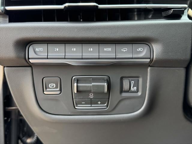 2026 Cadillac Escalade 4WD Luxury