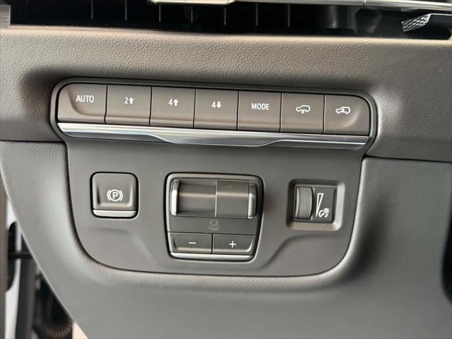 2026 Cadillac Escalade 4WD Luxury