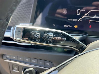2025 Cadillac Escalade 4WD Premium Luxury