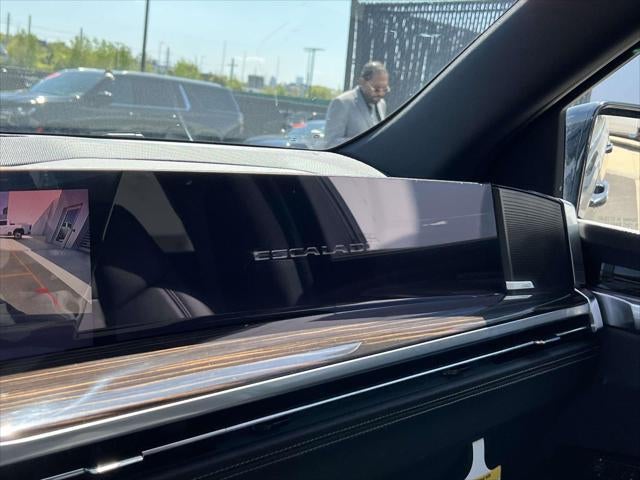 2026 Cadillac Escalade ESV 4WD