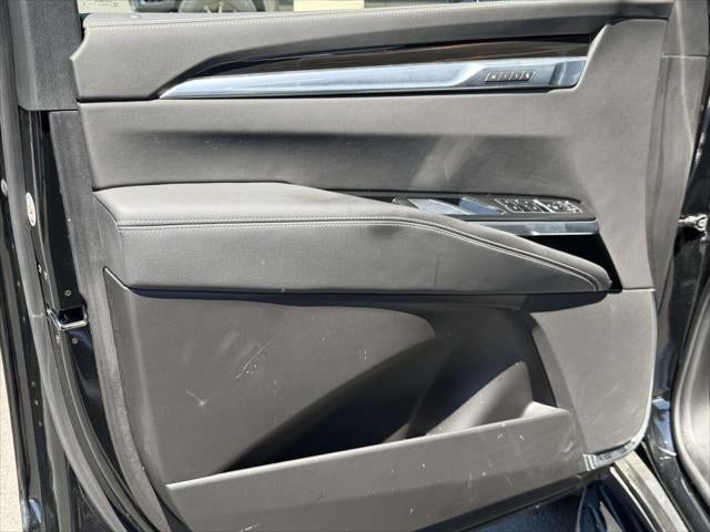2025 Cadillac Escalade ESV 4WD Luxury