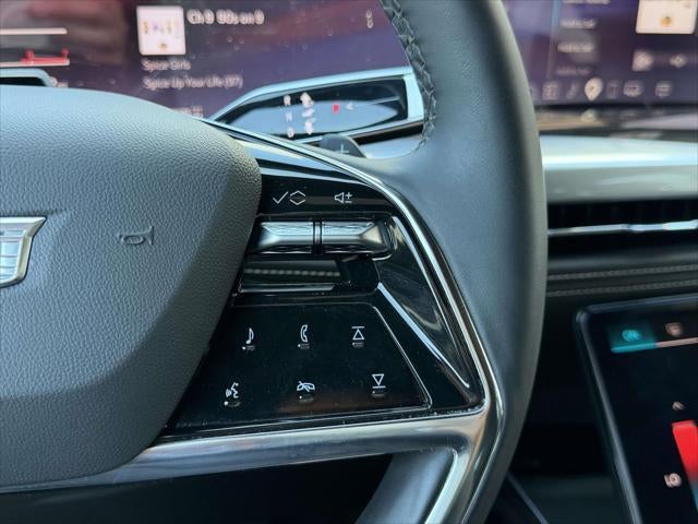 2025 Cadillac Escalade ESV 4WD Luxury