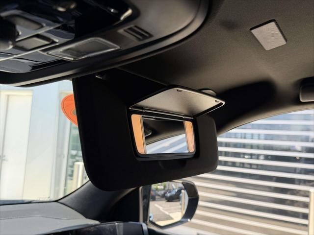 2025 Cadillac Escalade ESV 4WD Luxury