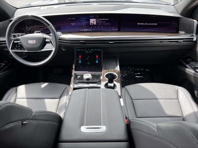2025 Cadillac Escalade ESV 4WD Luxury