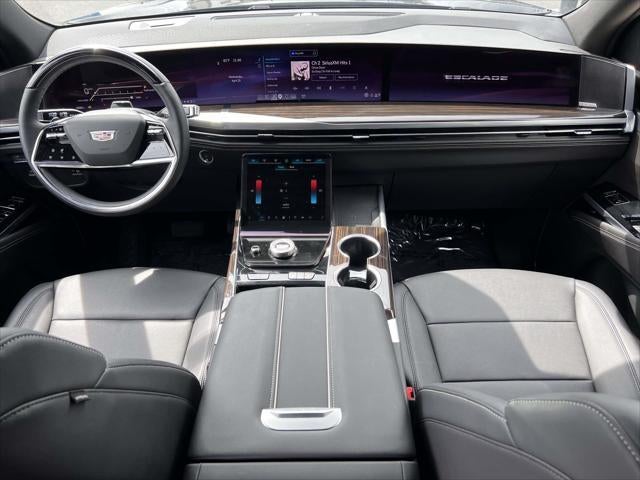 2025 Cadillac Escalade ESV 4WD Luxury