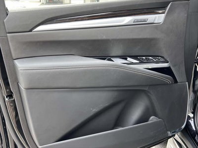 2025 Cadillac Escalade ESV 4WD Luxury