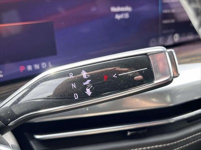 2025 Cadillac Escalade ESV 4WD Luxury