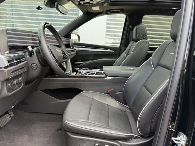 2025 Cadillac Escalade ESV 4WD Premium Luxury