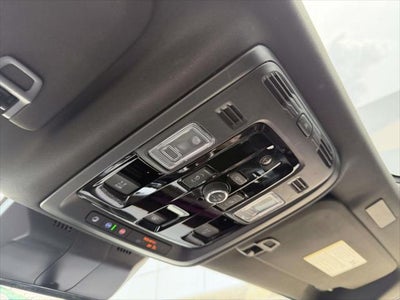 2025 Cadillac Escalade ESV 4WD Premium Luxury