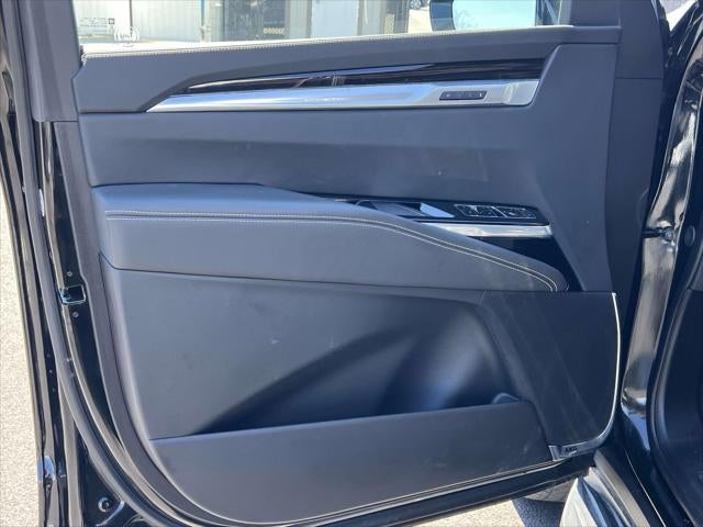 2025 Cadillac Escalade ESV 4WD Premium Luxury