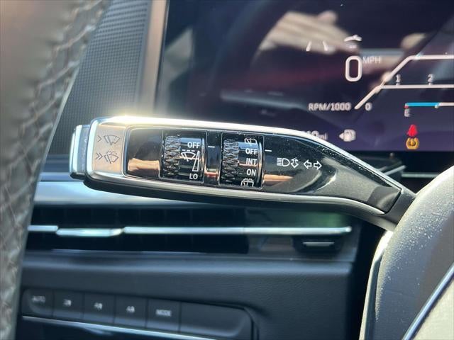 2025 Cadillac Escalade ESV 4WD Premium Luxury