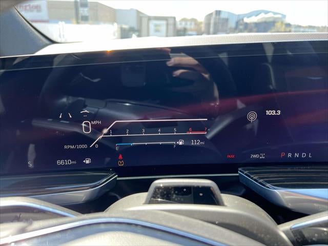 2025 Cadillac Escalade ESV 4WD Premium Luxury