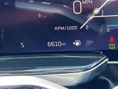 2025 Cadillac Escalade ESV 4WD Premium Luxury