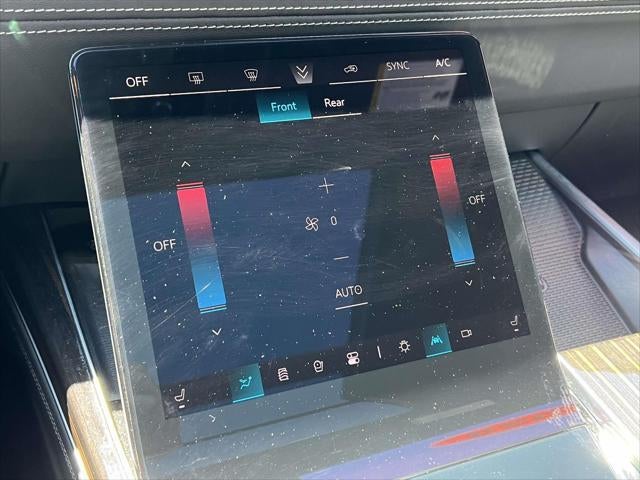 2025 Cadillac Escalade ESV 4WD Premium Luxury