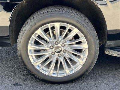 2025 Cadillac Escalade ESV 4WD Premium Luxury