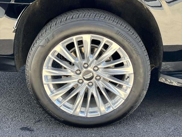 2025 Cadillac Escalade ESV 4WD Premium Luxury